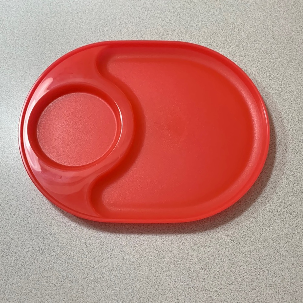 Tupperware snack plate